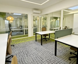 40 Rue Sébastien Mercier, Paris for lease Interior Photo- Image 1 of 9