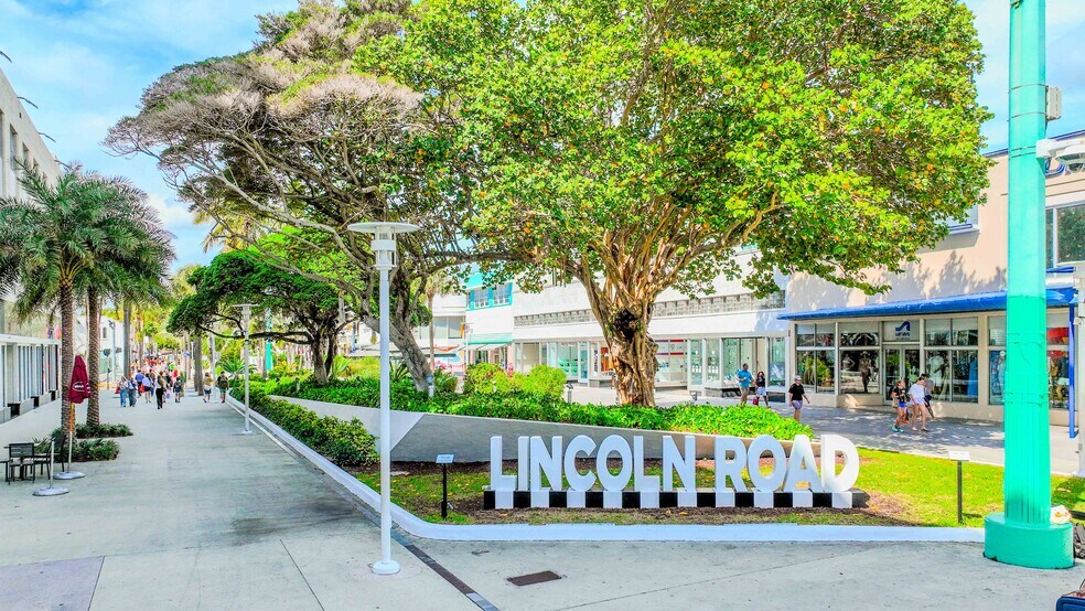 433-445 Lincoln Rd, Miami, Miami Beach, FL à louer - Photo du bâtiment - Image 3 de 10