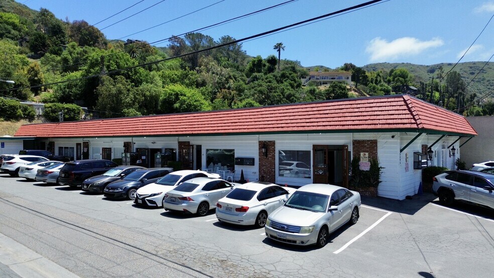 3295 Laguna Canyon Rd, Laguna Beach, CA à louer - Photo du bâtiment - Image 1 de 3