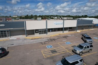 630 S Lincoln Ave, York, NE for lease Building Photo- Image 1 of 5