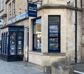 Plus de détails pour 63 Fore St, Trowbridge - Commerce de détail à louer