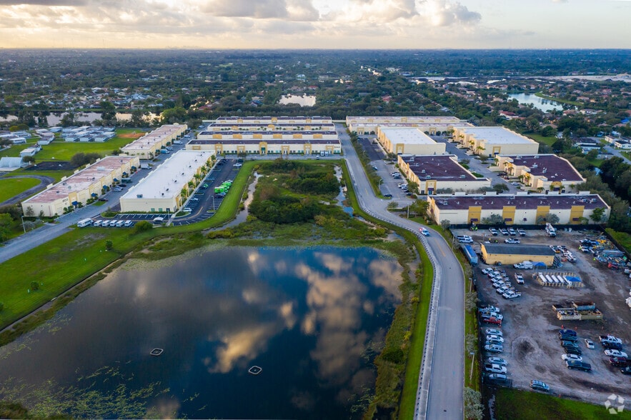 10380 W State Road 84, Davie, FL for lease - Aerial - Image 2 of 27