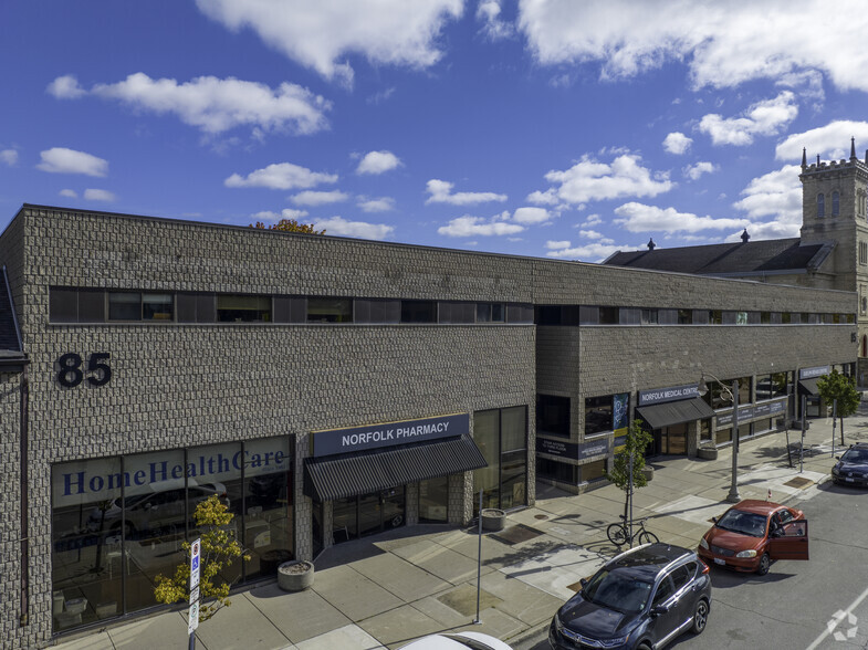 85 Norfolk St, Guelph, ON for lease - Building Photo - Image 2 of 6