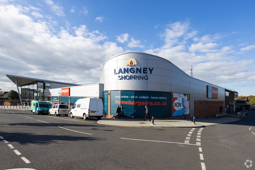 Kingfisher Dr, Eastbourne à louer - Photo du bâtiment - Image 2 de 5