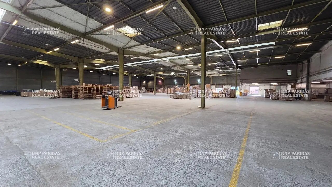 Flex in Chennevières-sur-Marne for lease Building Photo- Image 1 of 14