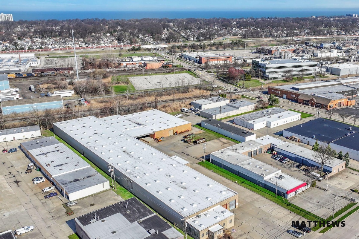 29201 Anderson Rd, Wickliffe, OH à vendre Photo principale- Image 1 de 6