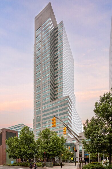 525 Washington Blvd, Jersey City, NJ à louer - Photo du bâtiment - Image 2 de 3