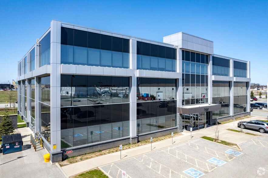 180 Bass Pro Mills Dr, Vaughan, ON for sale - Primary Photo - Image 1 of 1