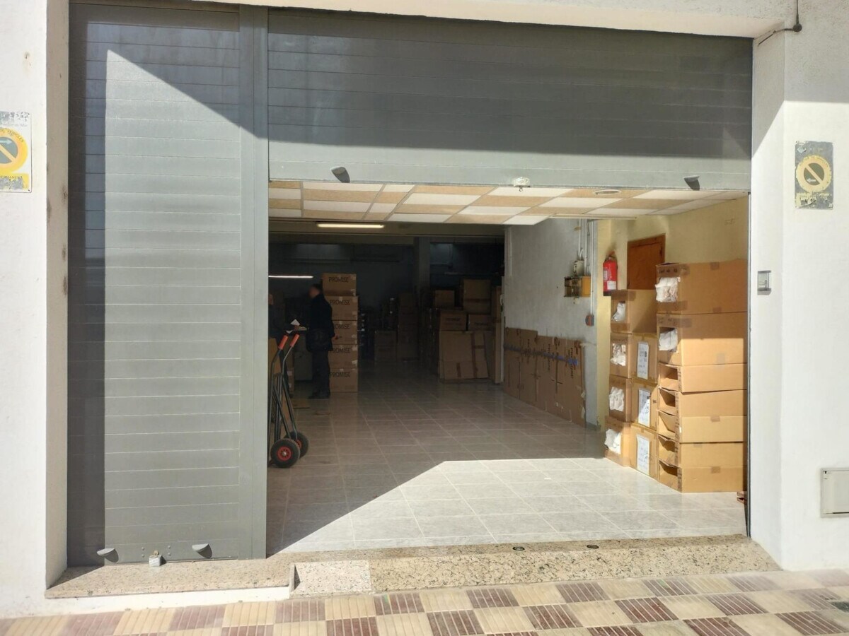 Pineda de Mar, BAR 08397 - Unit 1 - - Interior Photo - Image 2 of 6