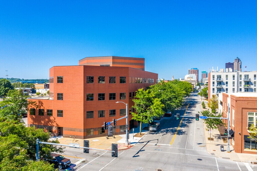 500 E Court Ave, Des Moines, IA for lease - Building Photo - Image 3 of 6