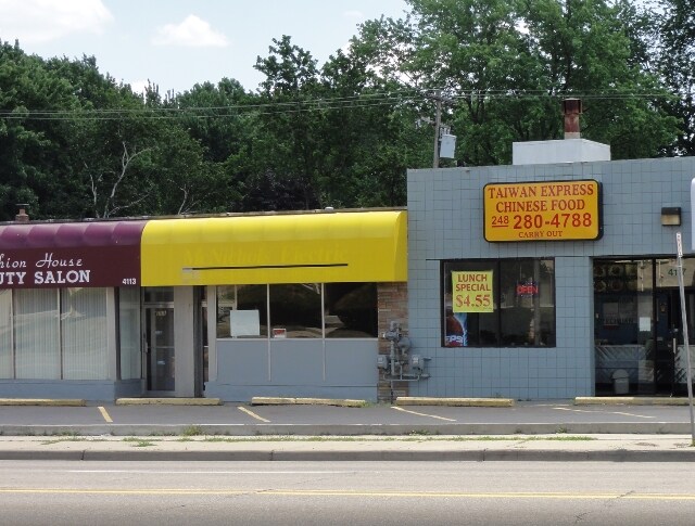 4113-4121 W 13 Mile Rd, Royal Oak, MI à louer - Photo du bâtiment - Image 2 de 7