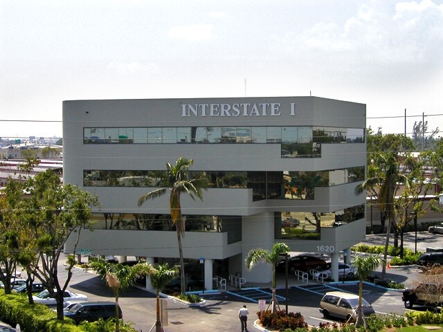 1620 W Oakland Park Blvd, Fort Lauderdale, FL à vendre - Photo du bâtiment - Image 3 de 11