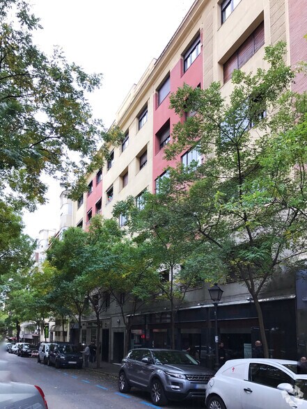 Calle del General Díaz Porlier, 51, Madrid, Madrid à louer - Photo du bâtiment - Image 3 de 3
