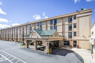 Country Inn & Suites By Radisson, North - Motel