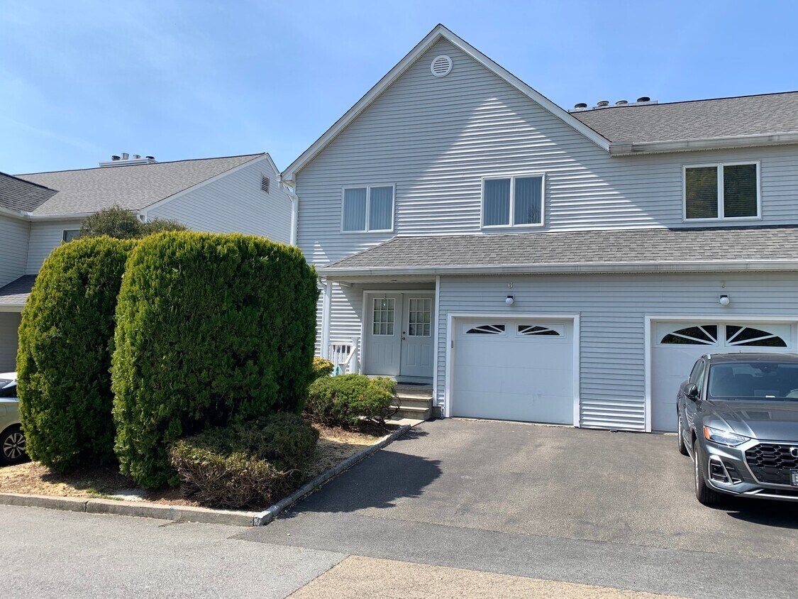 6 Larissa Ln, Thornwood, NY à vendre Photo principale- Image 1 de 2