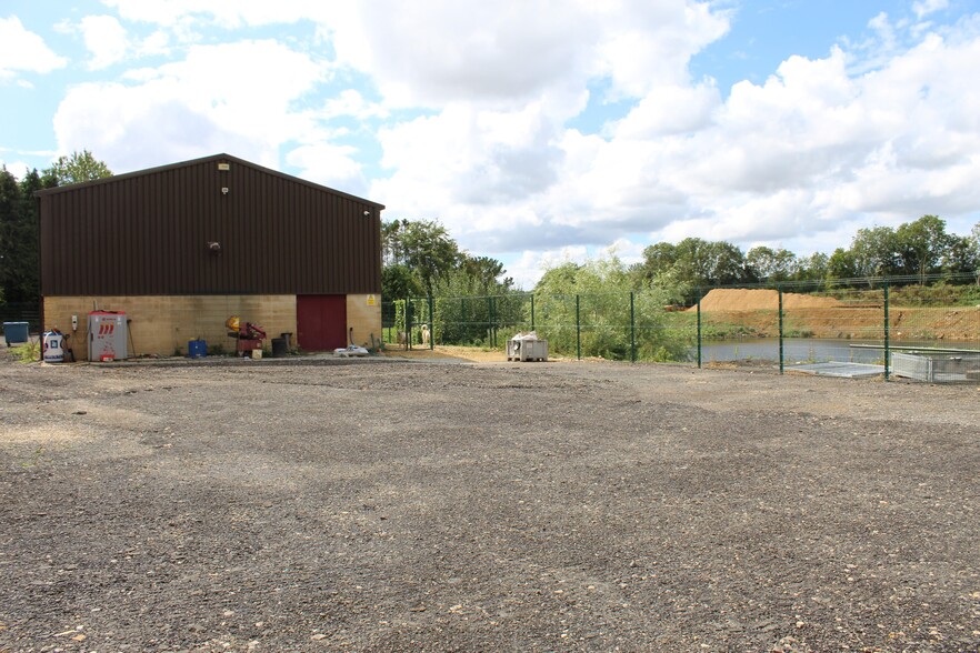 Fosseway, Lower Slaughter for lease - Building Photo - Image 3 of 4