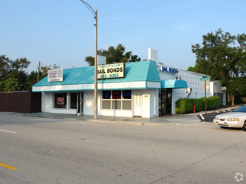 Fort Lauderdale Mixed-Use/MF Development portfolio of 3 properties for sale on LoopNet.ca - Primary Photo - Image 1 of 11