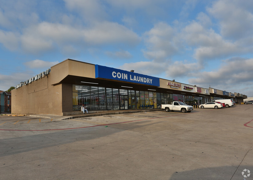 1108-1134 E Seminary Dr, Fort Worth, TX for lease - Building Photo - Image 1 of 3