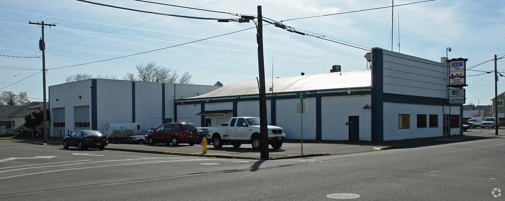 217 Main St SE, Albany, OR for lease - Building Photo - Image 2 of 2