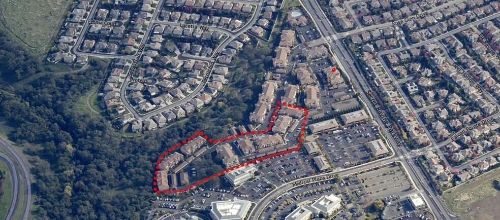 1501 Secret Ravine Pkwy, Roseville, CA à vendre - Photo du bâtiment - Image 2 de 13