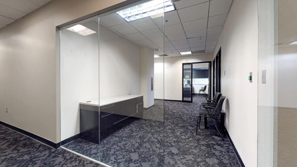 1799 SE 17th St, Fort Lauderdale, FL à louer - Numérisation 3D de Matterport - Image 2 de 19