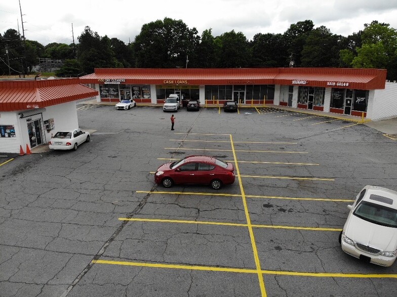 4002 Lawrenceville Hwy, Tucker, GA for lease - Building Photo - Image 3 of 6