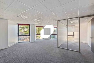 More details for Avenue Du Docteur Georges Lévy, Vénissieux - Office, Flex for Lease