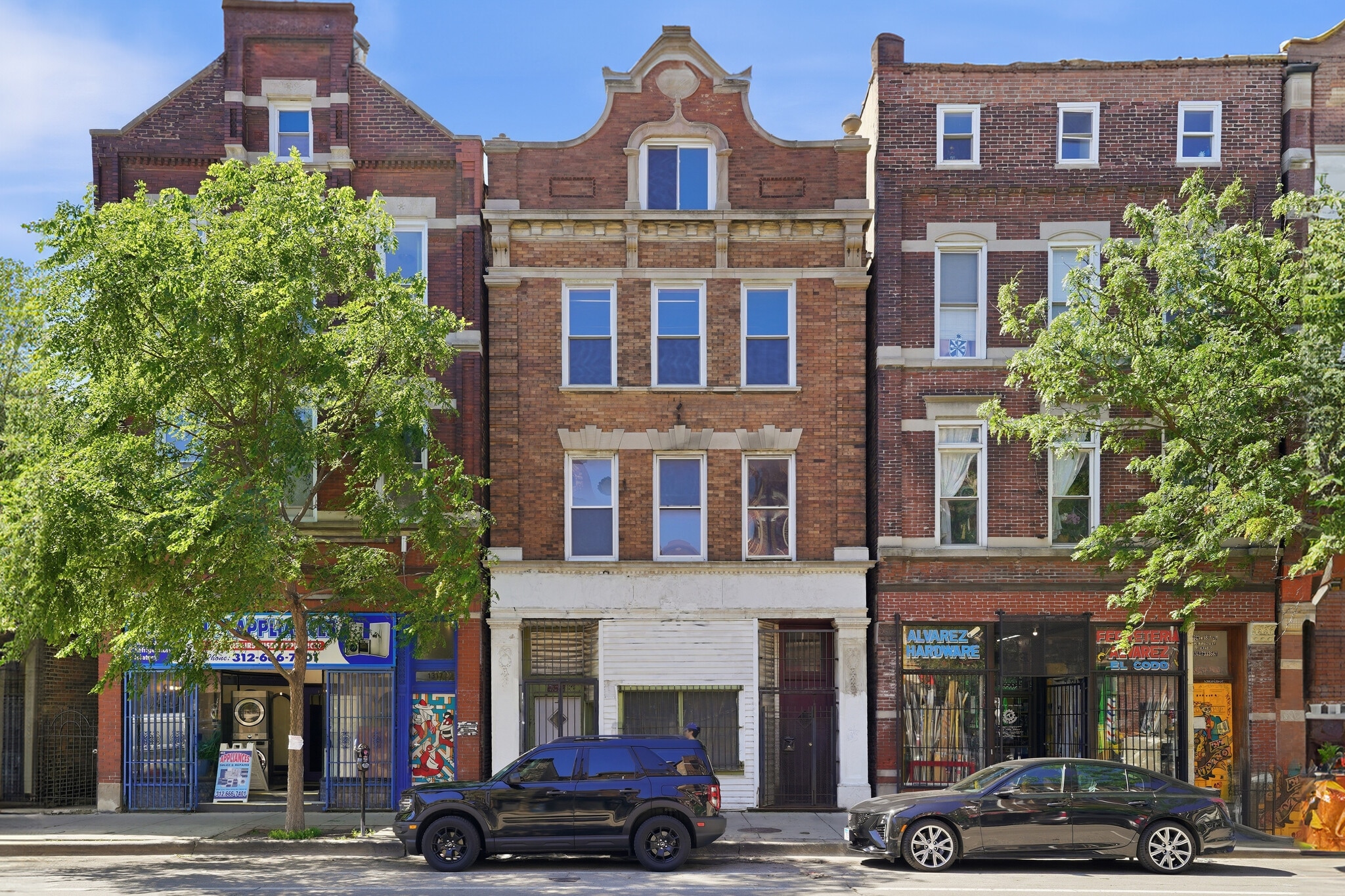 1321 W 18th St, Chicago, IL for sale Primary Photo- Image 1 of 10