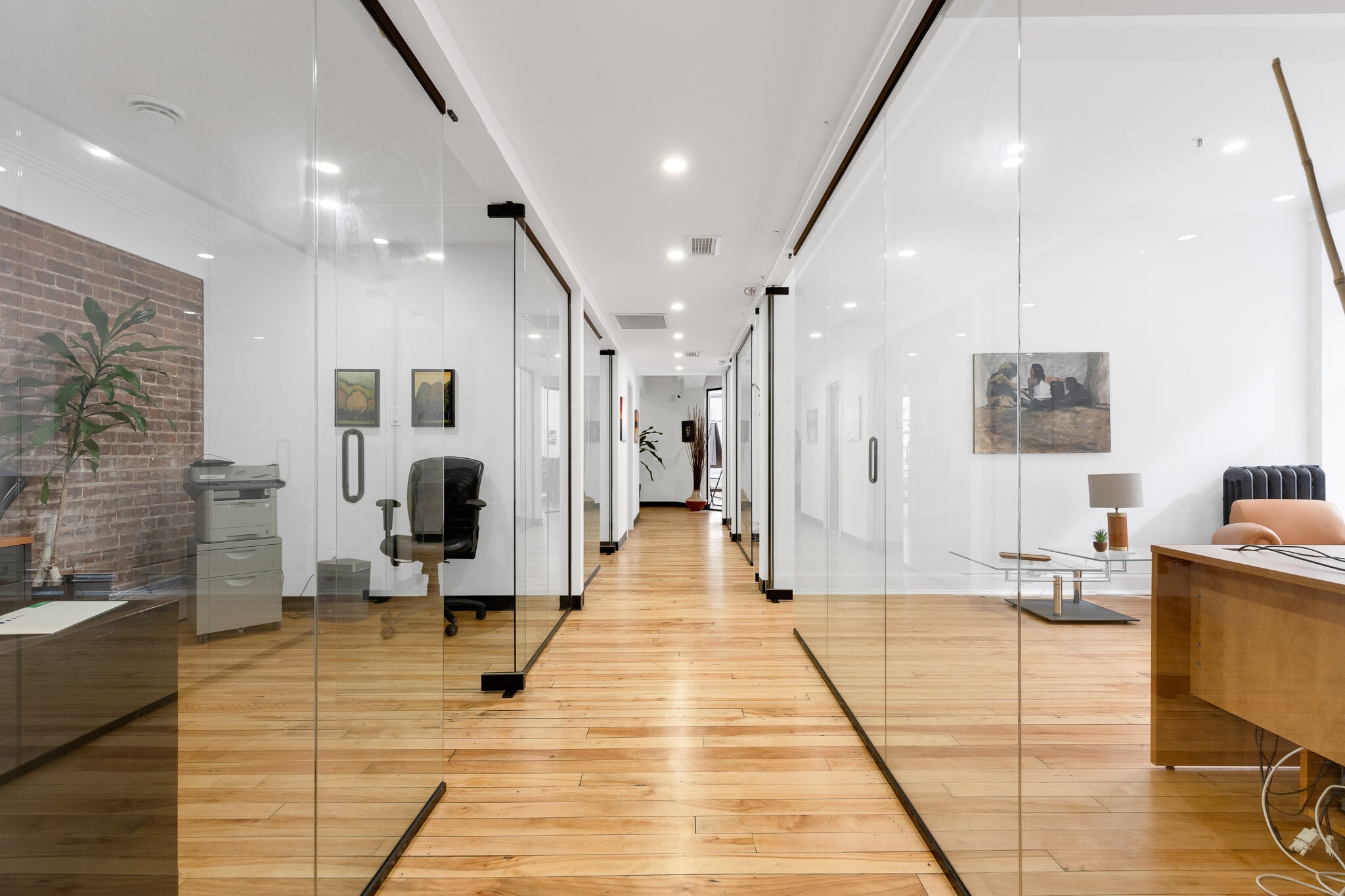 417-419 Rue Saint-Pierre, Montréal, QC for lease Primary Photo- Image 1 of 14