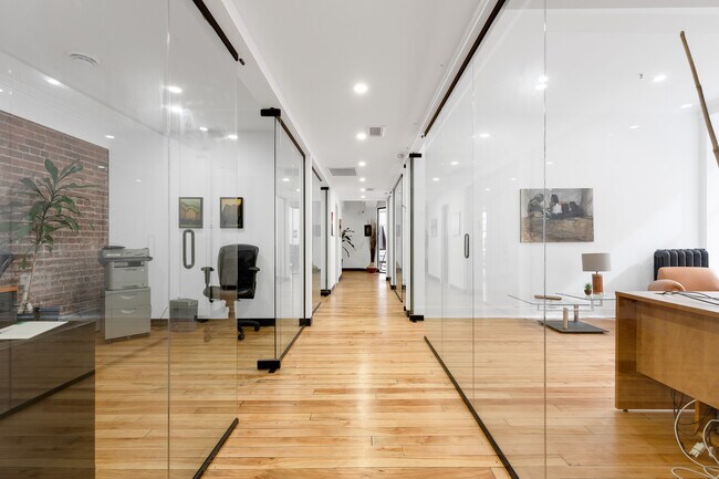 More details for 417-419 Rue Saint-Pierre, Montréal, QC - Office for Lease