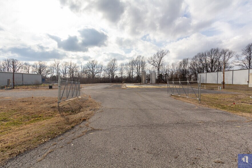 3865 Industrial Dr, Paducah, KY à vendre - Photo du bâtiment - Image 2 de 25