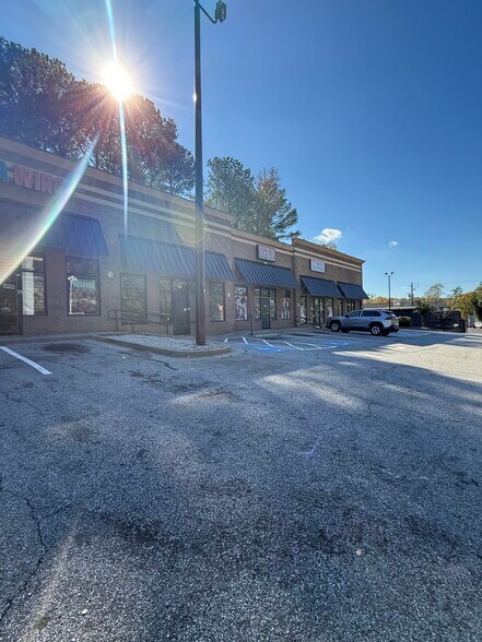 4421 Glenwood Pky, Decatur, GA for lease - Building Photo - Image 3 of 16