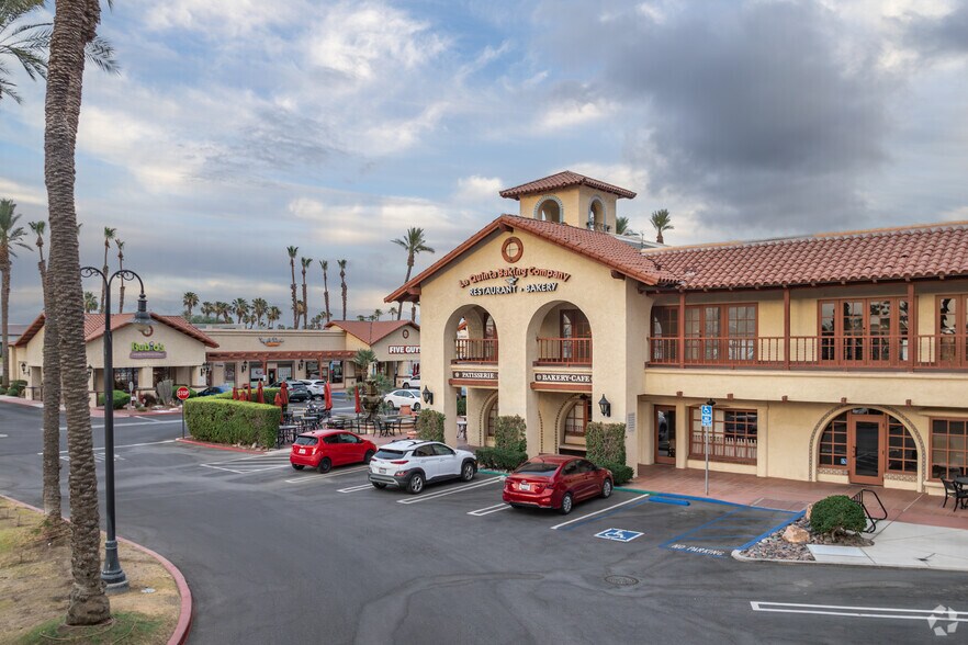 78267-78483 Highway 111, La Quinta, CA à louer - Photo du bâtiment - Image 3 de 7