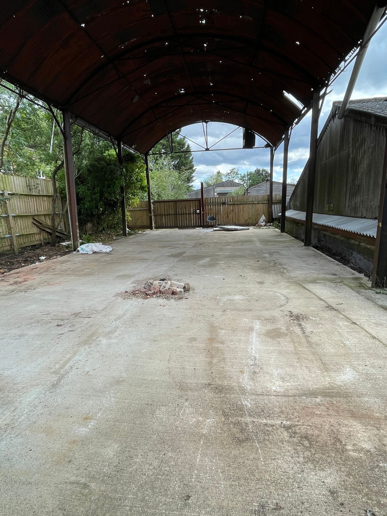 Ducks Hill Farm Ducks Hill Road, Northwood for sale Building Photo- Image 1 of 1