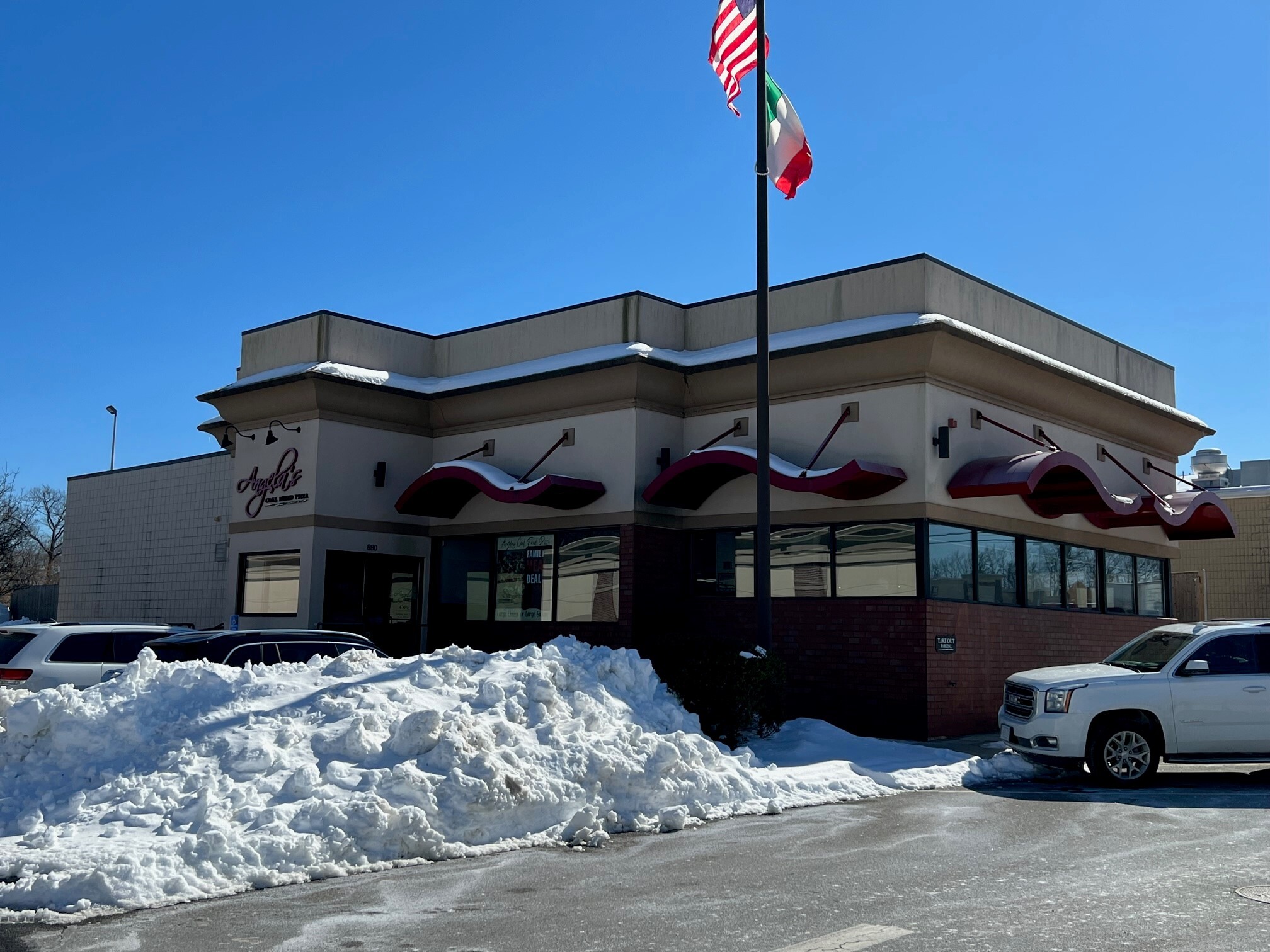 890 Broadway, Saugus, MA for sale Primary Photo- Image 1 of 1