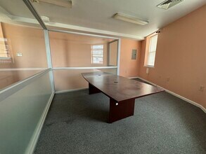 1040 E Passyunk Ave, Philadelphia, PA for lease Interior Photo- Image 2 of 6