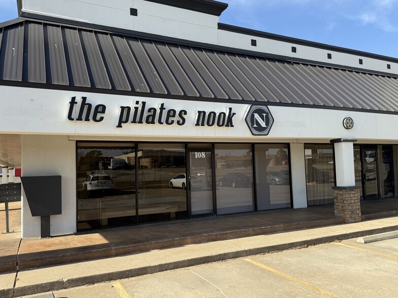 3431 S Boulevard St, Edmond, OK for lease - Building Photo - Image 3 of 4