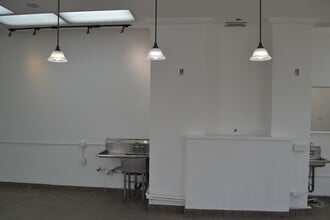 3355 Wilshire Blvd, Los Angeles, CA for lease Interior Photo- Image 2 of 8