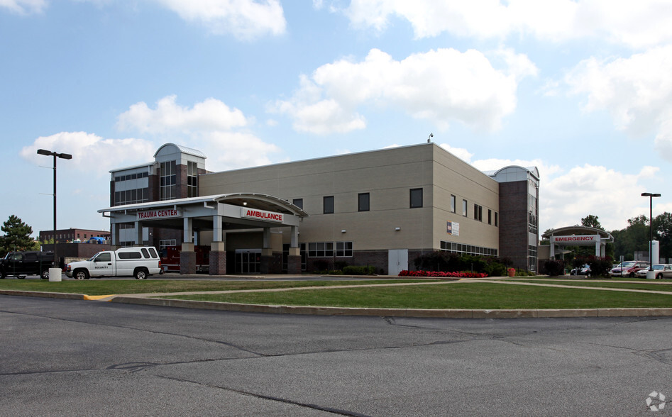 29000 Center Ridge Rd, Westlake, OH for sale - Primary Photo - Image 1 of 1