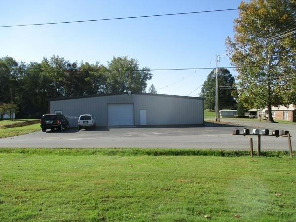 102 Guy Jones Rd, Oliver Springs, TN for sale - Building Photo - Image 1 of 1