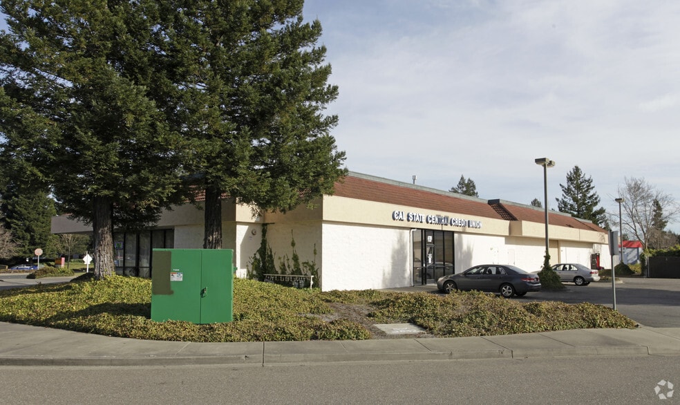 6425-6475 Redwood Dr, Rohnert Park, CA for lease - Building Photo - Image 2 of 3
