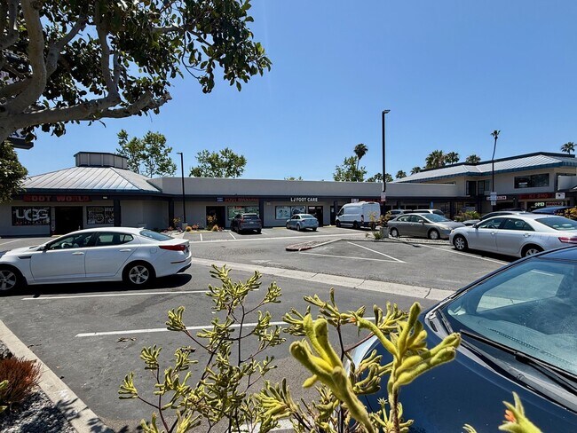 Plus de détails pour 3175-3185 Midway Dr, San Diego, CA - Bureau, Commerce de détail à louer