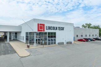 More details for 8317 W North Ave, Melrose Park, IL - Specialty for Sale