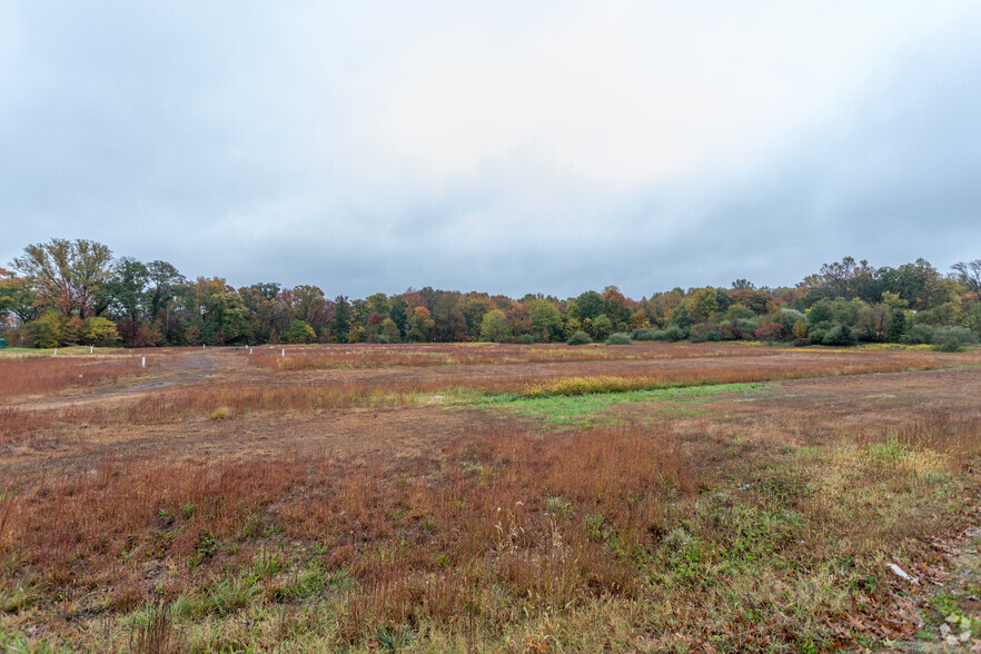 400 Biddle Ave, Newark, DE for lease - Primary Photo - Image 1 of 3