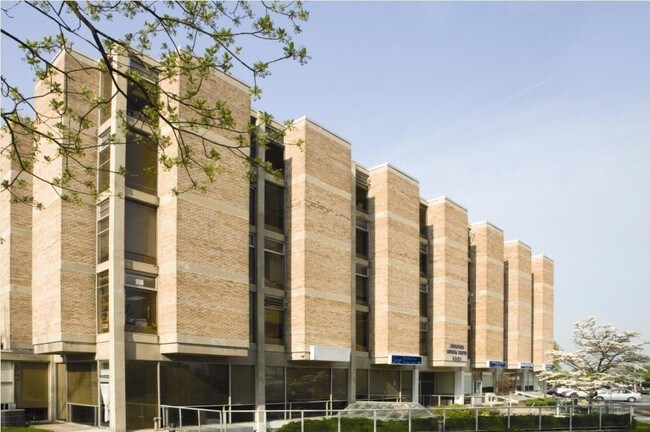 More details for 8301 Arlington Blvd, Fairfax, VA - Office for Sale