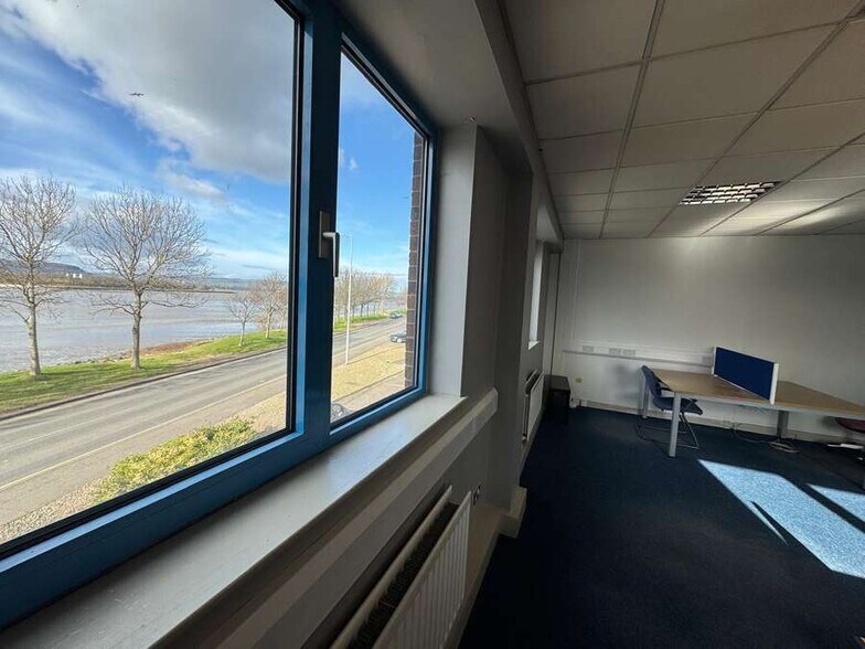 80 Dargan Rd, Belfast à louer - Photo du bâtiment - Image 1 de 4