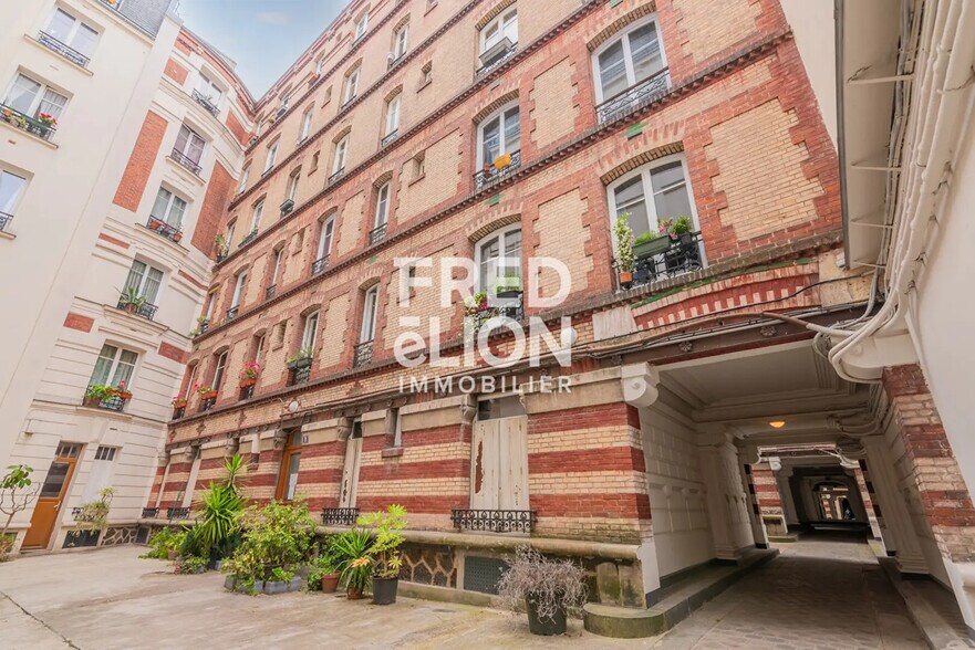 48 Rue Du Château Landon, Paris à vendre - Photo du bâtiment - Image 1 de 4