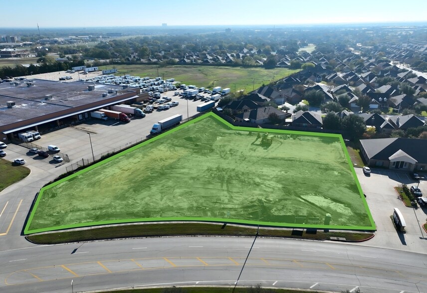 2735 Nash St, Bryan, TX for lease - Primary Photo - Image 1 of 7