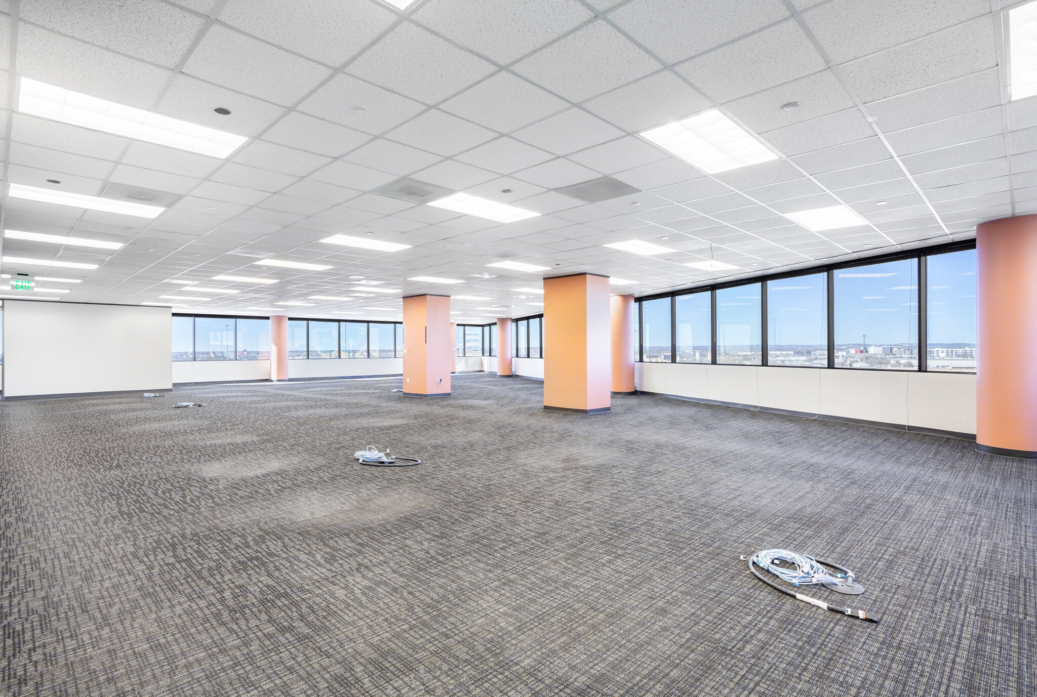 1701 Directors Blvd, Austin, TX à louer Photo intérieure- Image 1 de 7