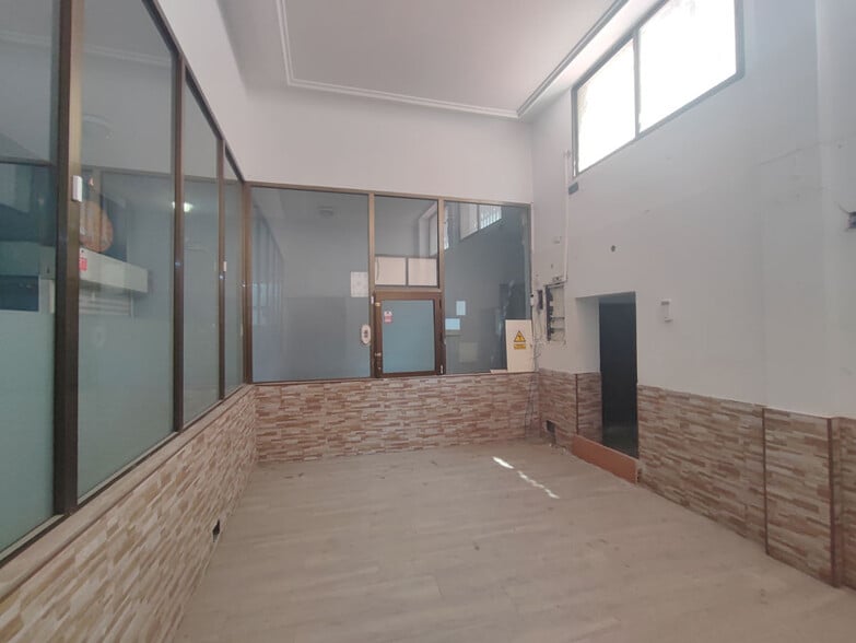 Office in Collado Villalba, Madrid for sale - Interior Photo - Image 3 of 5